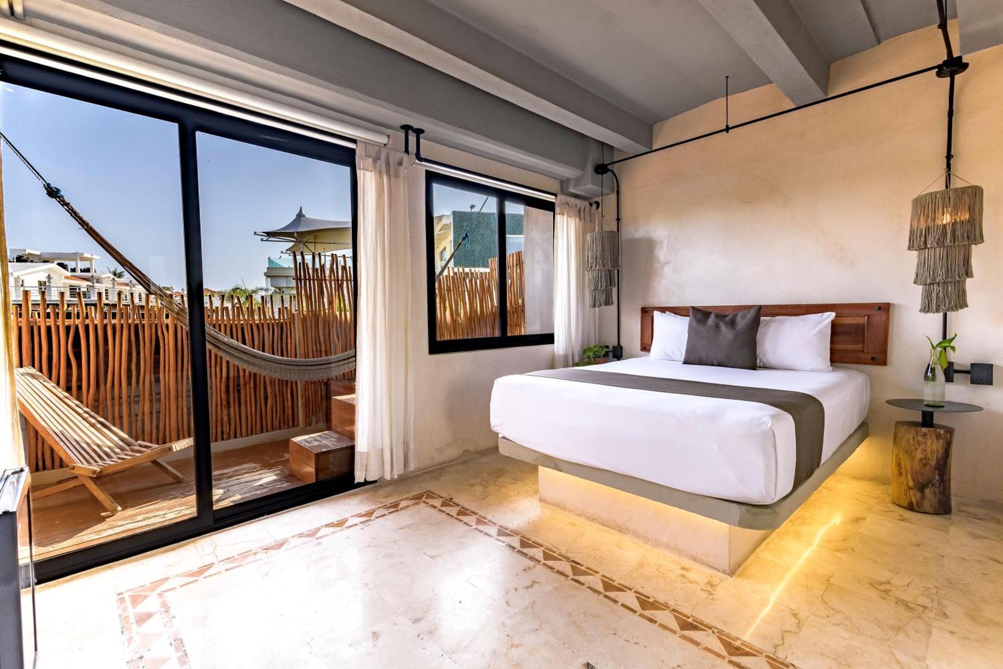 Caribbean Paradise Hotel & Spa - 5Th Avenue Плая-дель-Кармен Экстерьер фото