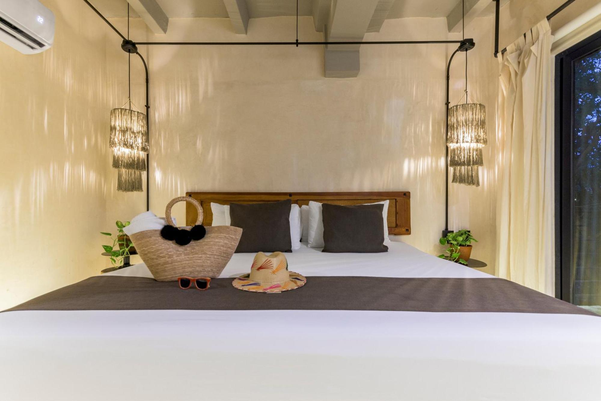 Caribbean Paradise Hotel & Spa - 5Th Avenue Плая-дель-Кармен Экстерьер фото